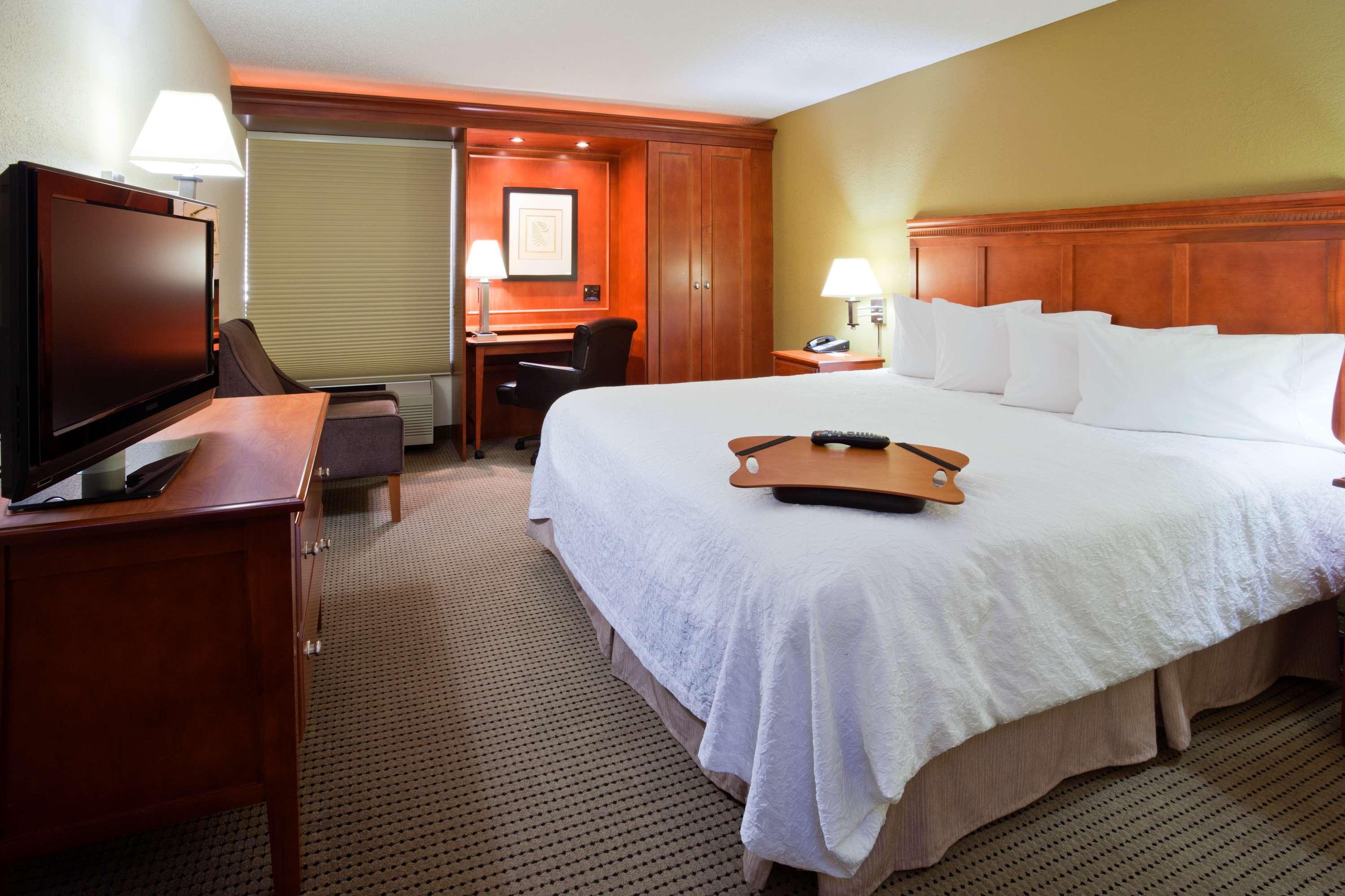Hampton Inn Cedar Rapids Dış mekan fotoğraf